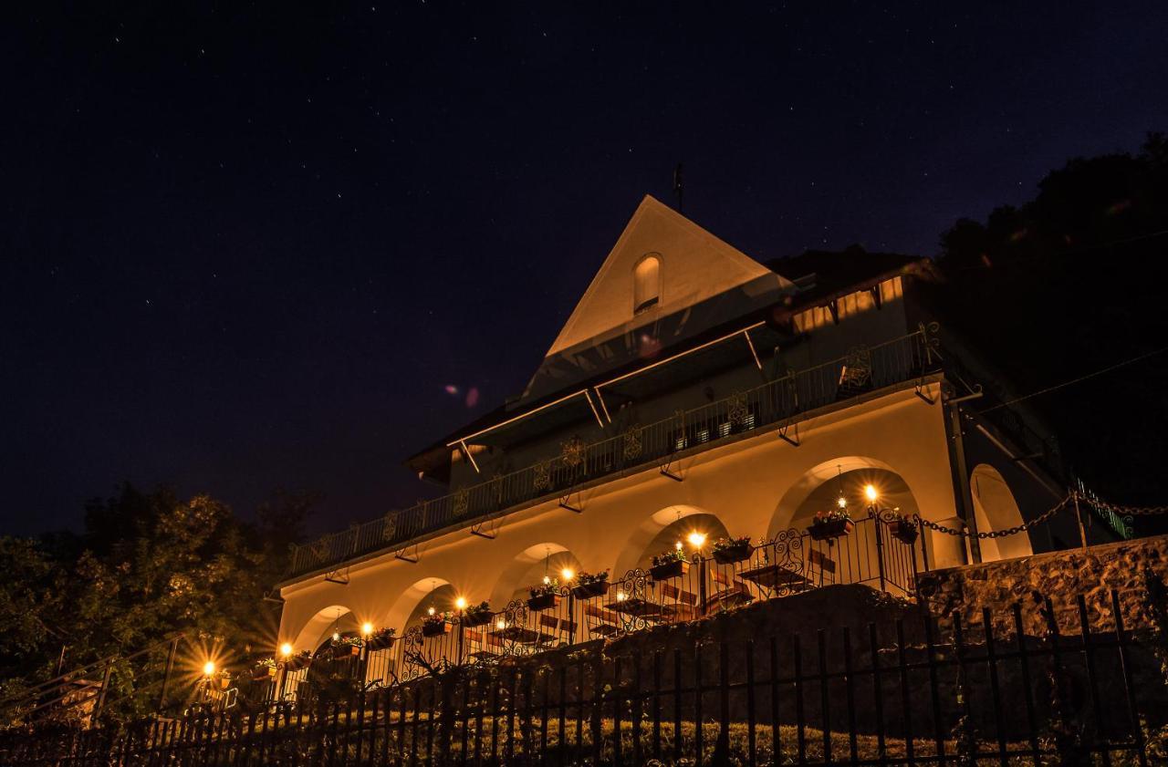 Villa Kabala ซิกลีเก็ต ภายนอก รูปภาพ